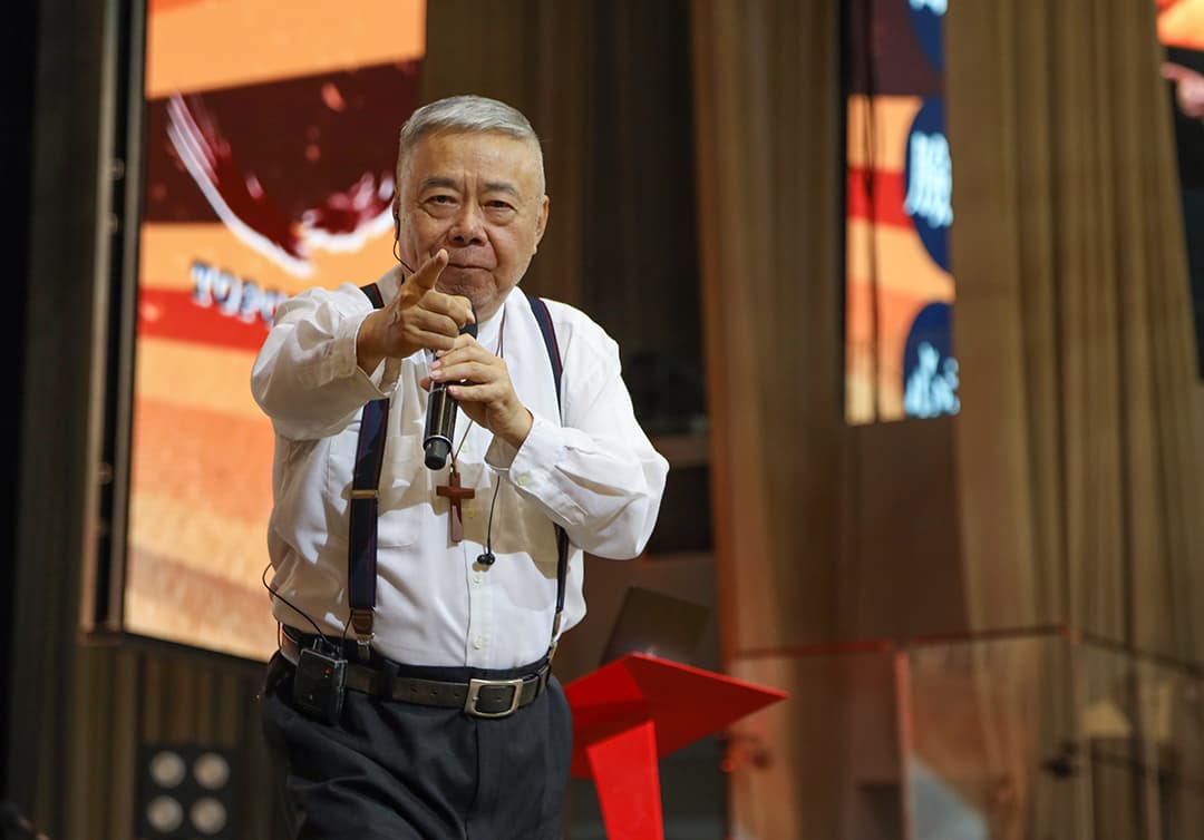 小人物如何改變世界？